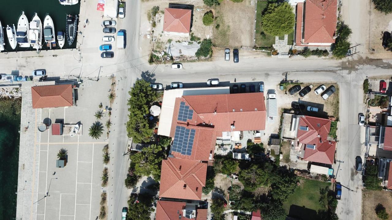 Marina Hotel Никити Екстериор снимка