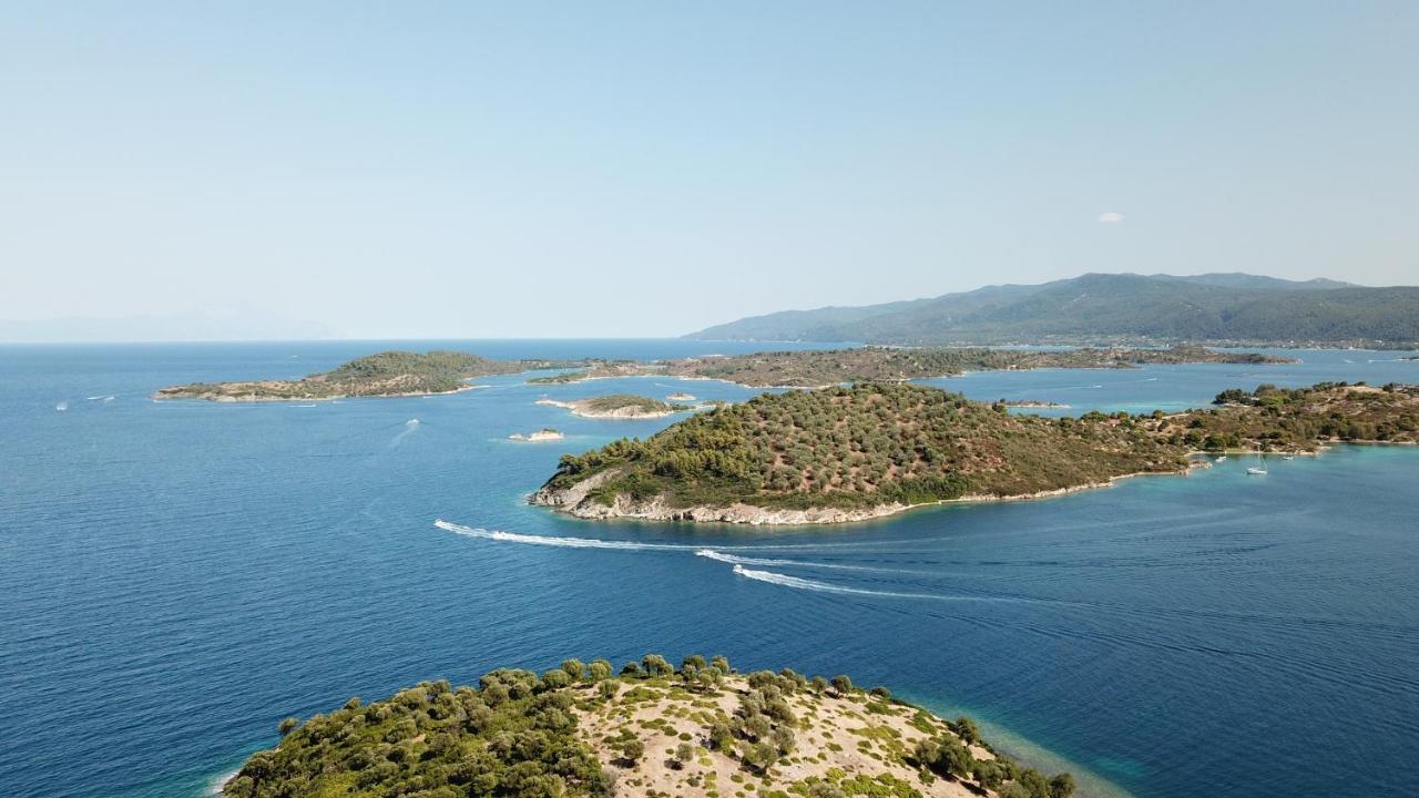 Marina Hotel Никити Екстериор снимка