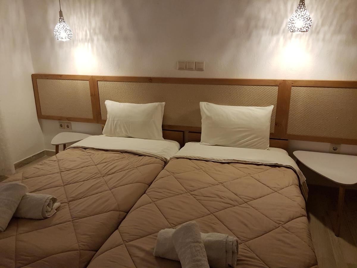 Marina Hotel Никити Екстериор снимка