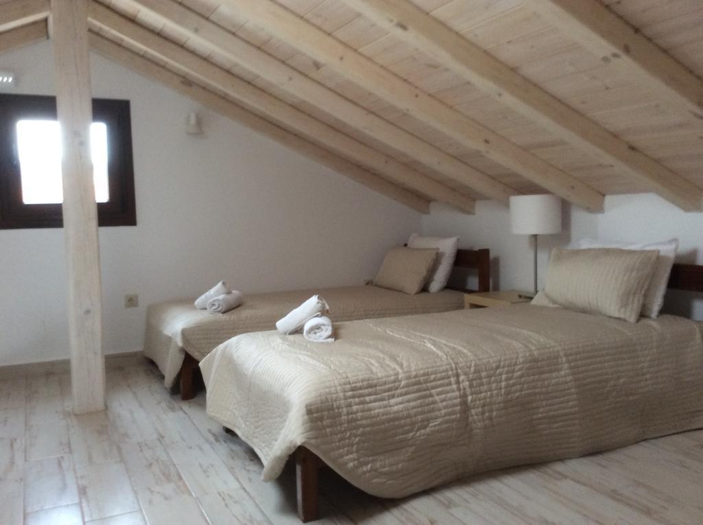 Marina Hotel Никити Екстериор снимка