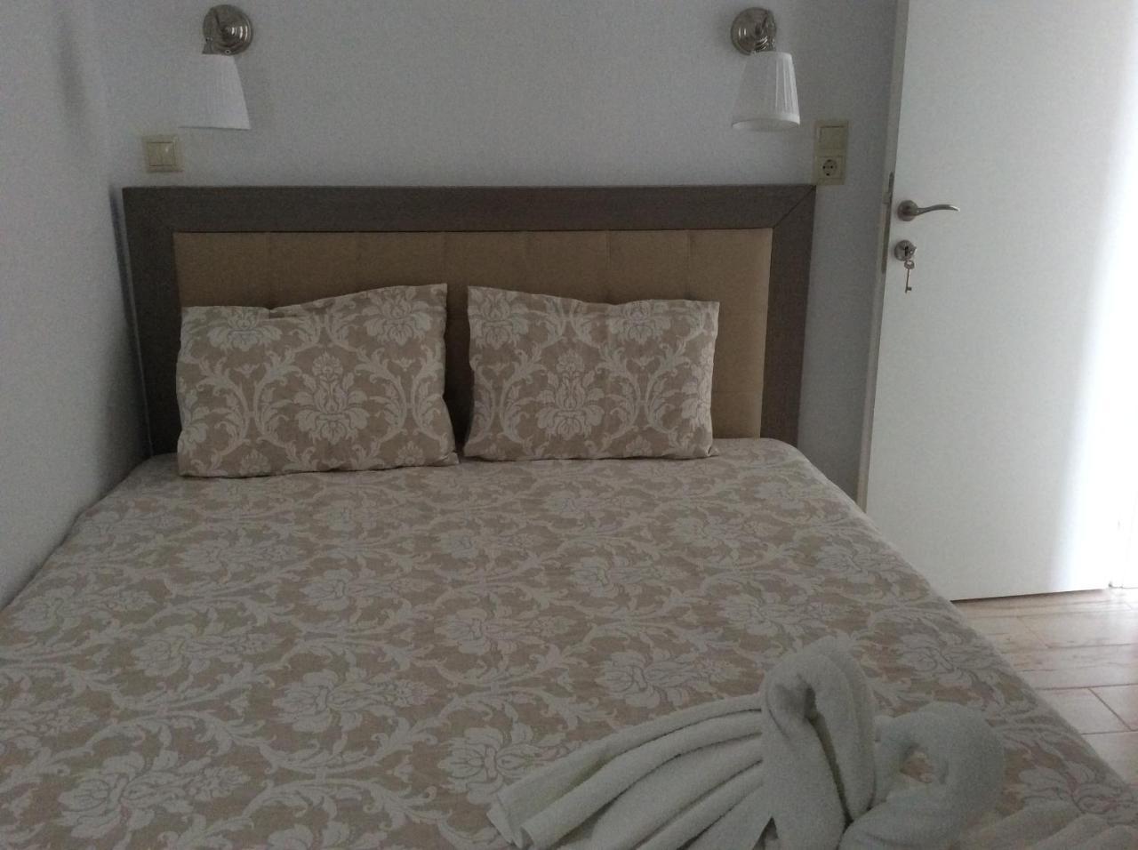 Marina Hotel Никити Екстериор снимка