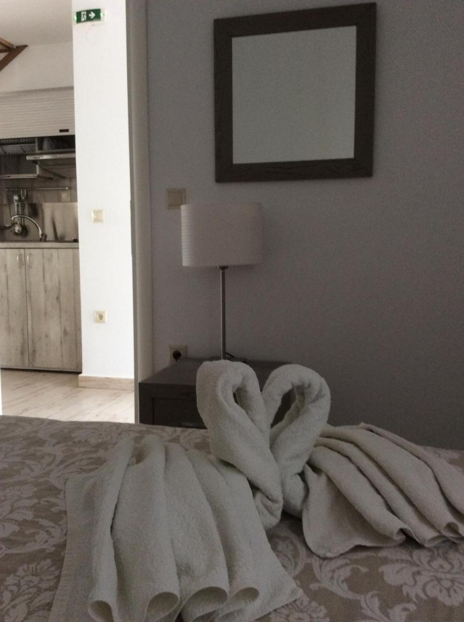 Marina Hotel Никити Екстериор снимка